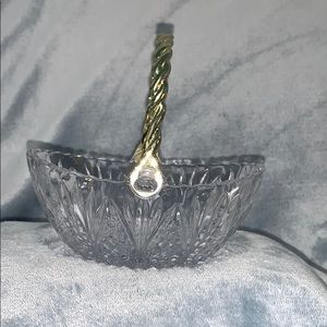 🌸Crystal Glass Oval Basket with Metal Handle🌸